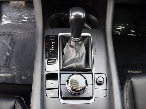 Used 2020 MAZDA MAZDA3 Sedan w/ Select Package image 38