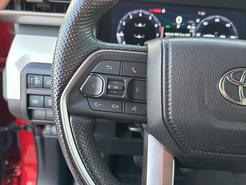 Used 2024 Toyota Tacoma SR5 image 18