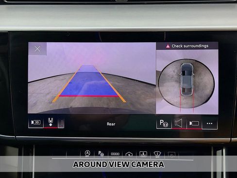 Used 2023 Audi A8 L 3.0T w/ Luxury Package image 6