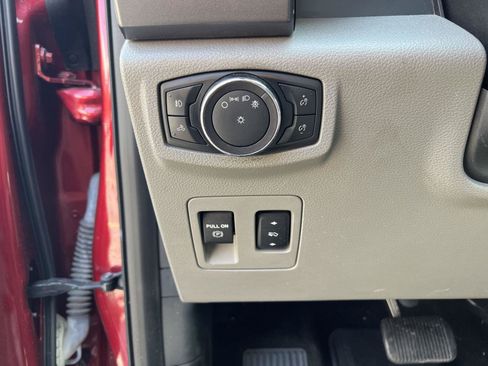 Used 2018 Ford F150 XLT w/ Equipment Group 301A Mid AWD/4WD image 25