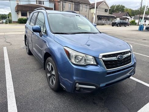 Used 2018 Subaru Forester 2.5i Limited AWD/4WD image 2