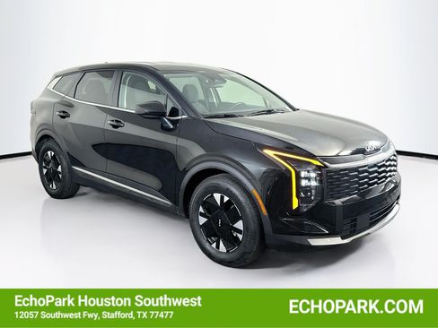 Used 2026 Kia Sportage LX FWD image 1