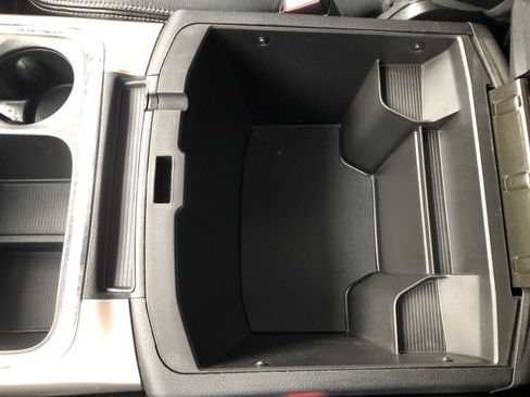 Used 2017 RAM 1500 Laramie w/ Convenience Group AWD/4WD image 23