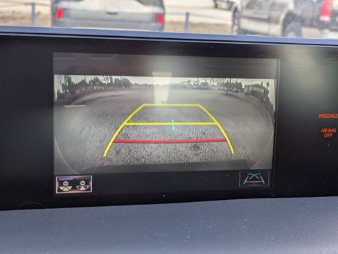 Used 2022 Lexus UX 200 w/ Accessory Package (Z1) FWD image 28