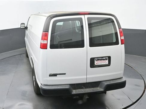 Used 2020 Chevrolet Express 2500 w/ Driver Convenience Package image 15