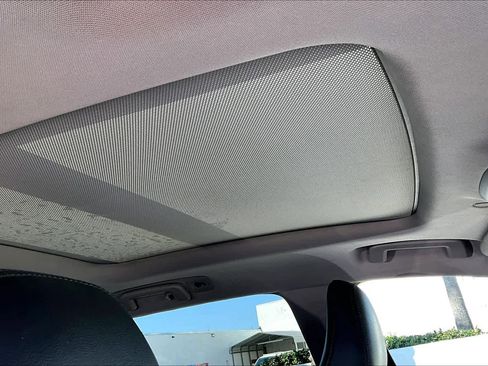 Used 2017 Volvo XC60 T5 Inscription image 13