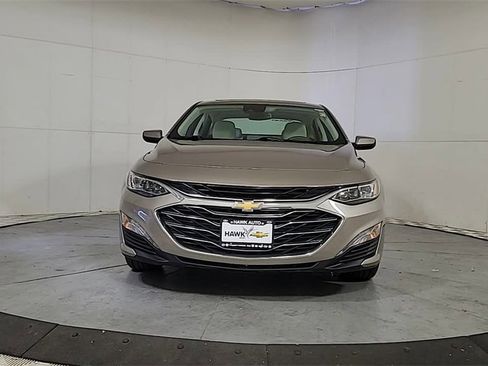 Used 2024 Chevrolet Malibu LT image 3