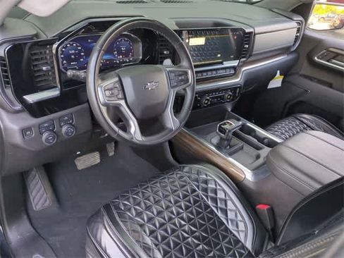 Used 2023 Chevrolet Silverado 1500 RST image 9