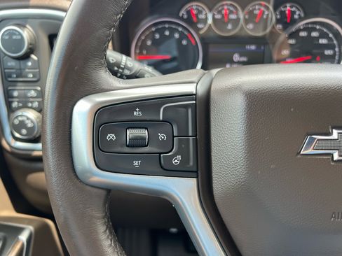 Used 2022 Chevrolet Silverado 1500 LT Trail Boss w/ Convenience Package II image 23