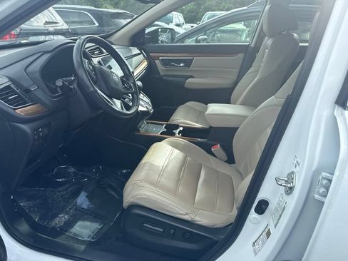 Used 2020 Honda CR-V Touring image 3