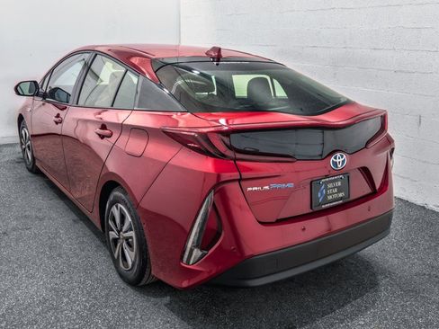 Used 2019 Toyota Prius Prime Advanced image 6