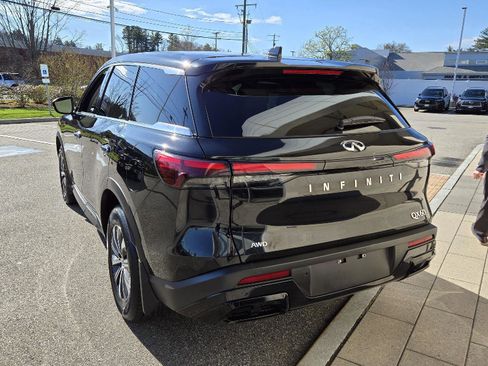 Certified 2023 INFINITI QX60 Pure image 14