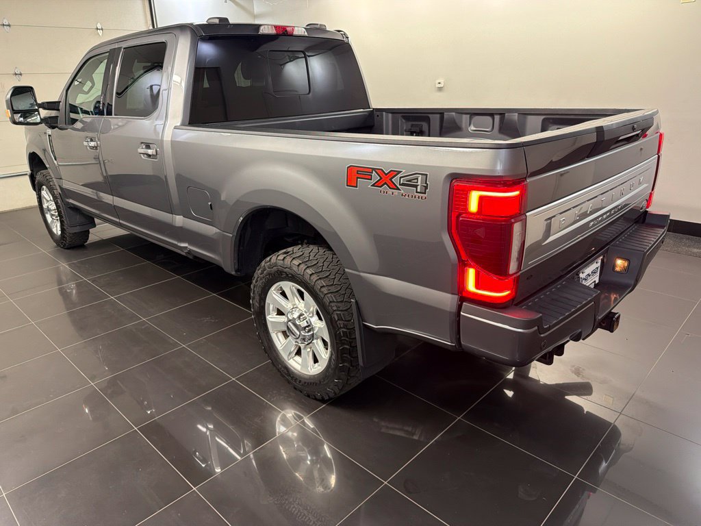 Used 2022 Ford F350 Platinum AWD/4WD image 4