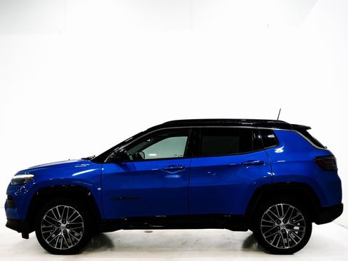Used 2022 Jeep Compass Limited w/ Elite Group image 6