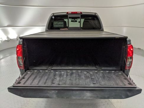 Used 2021 Nissan Frontier SV w/ Midnight Edition Floor Mats image 26