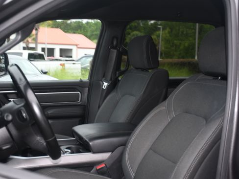 Used 2021 RAM 1500 Big Horn AWD/4WD image 11