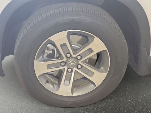 Certified 2025 Honda Pilot EX-L image 31