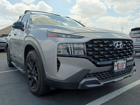 Used 2023 Hyundai Santa Fe XRT image 2