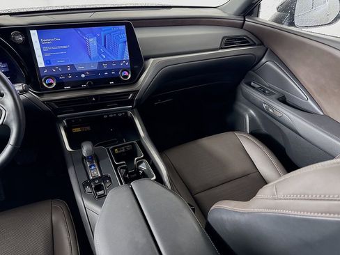 Certified 2024 Lexus TX 350 FWD w/ Captains Chair Package image 25