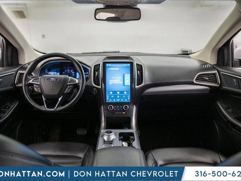 Used 2022 Ford Edge SEL image 3