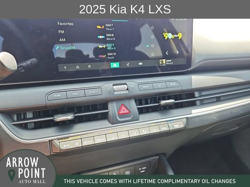 Used 2025 Kia K4 FWD image 25