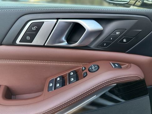 Used 2020 BMW X5 xDrive50i w/ Executive Package image 15