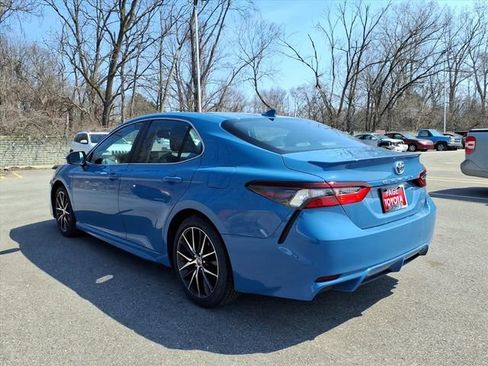 Certified 2023 Toyota Camry SE w/ Cold Weather Package image 6