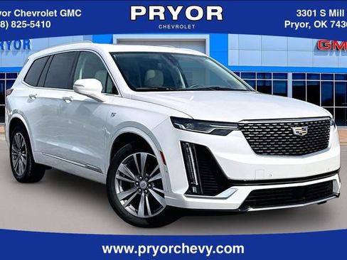 Used 2021 Cadillac XT6 Premium Luxury FWD image 1