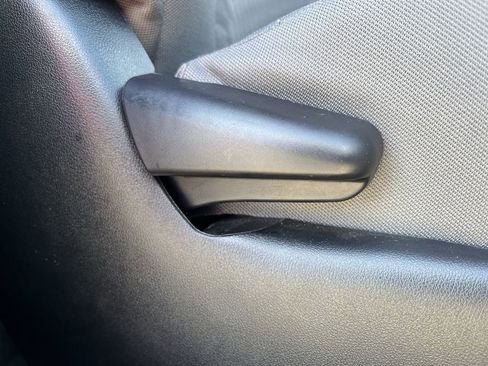 Used 2023 Toyota Tacoma SR AWD/4WD image 25