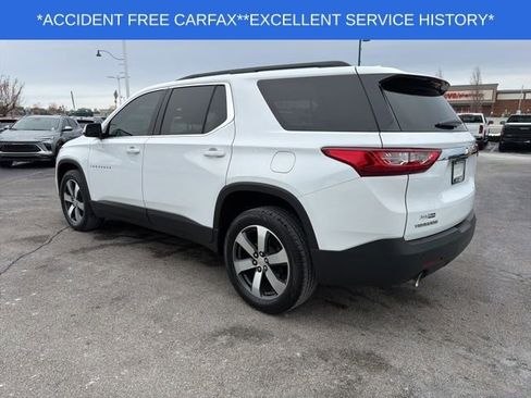 Used 2020 Chevrolet Traverse LT w/ LT Premium Package image 9