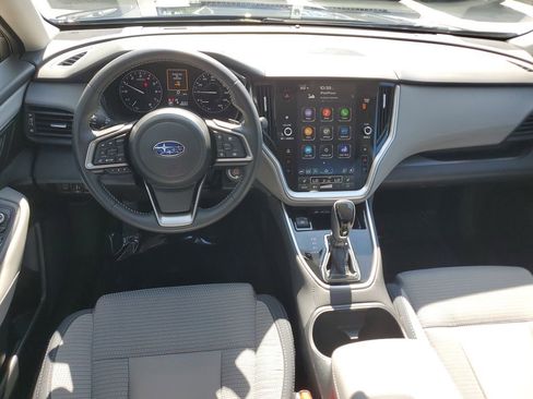 Used 2025 Subaru Outback Premium AWD/4WD image 17