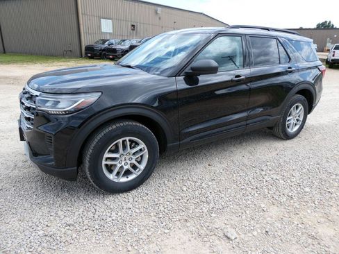 New 2026 Ford Explorer Active AWD/4WD image 7