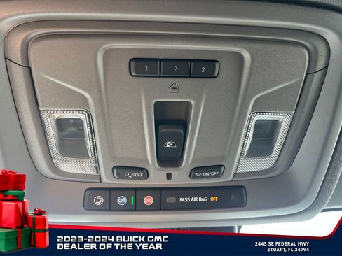 Used 2020 GMC Sierra 1500 Elevation image 25