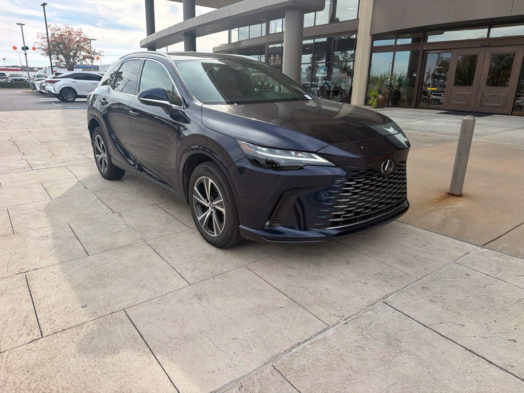 Used 2025 Lexus RX 350 Premium w/ Convenience Package FWD image 2