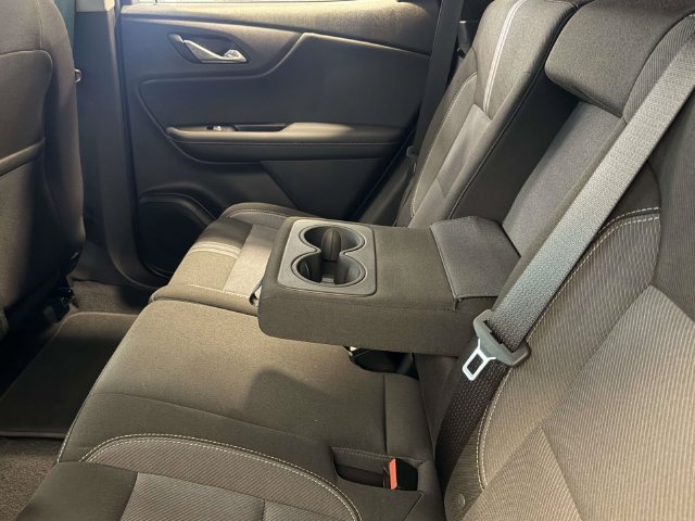 Used 2025 Chevrolet Blazer LT w/ Convenience Package AWD/4WD image 15
