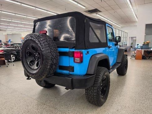 Used 2017 Jeep Wrangler Sport w/ Quick Order Package 24S AWD/4WD image 5