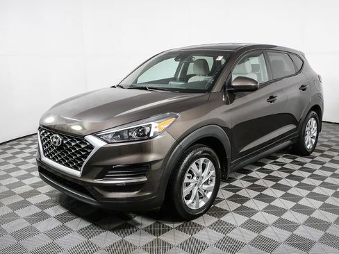 Used 2019 Hyundai Tucson SE image 3
