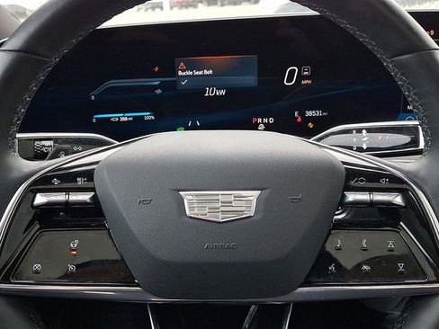 Certified 2024 Cadillac Lyriq Luxury image 23