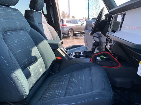 New 2025 Ford Bronco Heritage Edition image 11