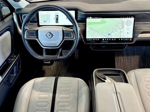 Used 2022 Rivian R1T Adventure image 24
