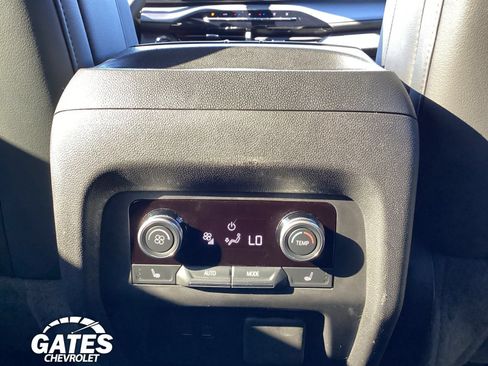 Used 2025 Buick Enclave Avenir w/ Super Cruise Package AWD/4WD image 16