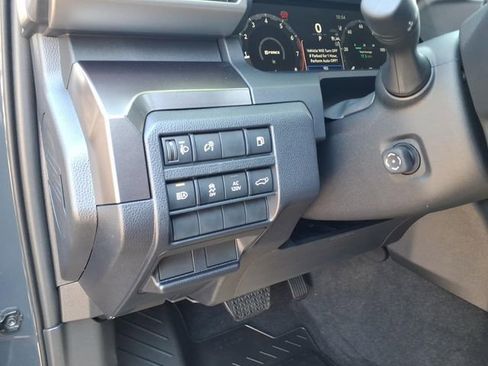 Used 2026 Toyota 4Runner TRD Off-Road Premium AWD/4WD image 17