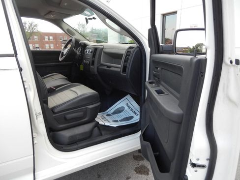 Used 2009 Dodge Ram 1500 Truck ST image 34