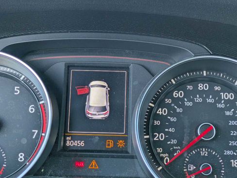 Used 2016 Volkswagen GTI SE w/ Lighting Package (SEL) image 32