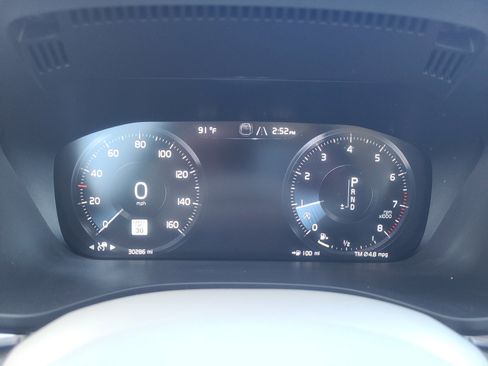 Used 2021 Volvo XC60 T5 Inscription w/ Advanced Package image 11