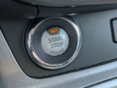 Used 2023 Nissan Murano SL w/ SL Moonroof Package image 25