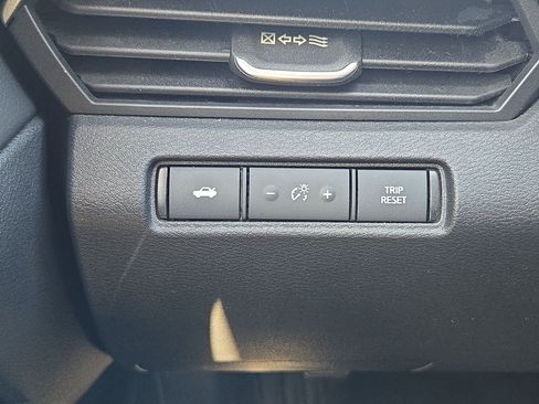 Certified 2024 Nissan Altima 2.5 SR FWD image 25