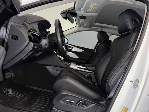 Used 2023 Acura MDX SH-AWD image 9