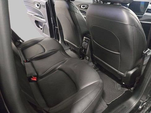 New 2025 Jeep Compass Limited w/ High Altitude Package AWD/4WD image 12