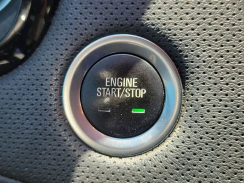 Used 2020 Cadillac XT5 Sportv image 28